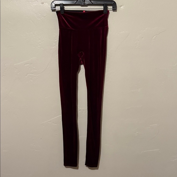 SPANX Pants - SPANX Burgundy Velvet Leggings XSmall